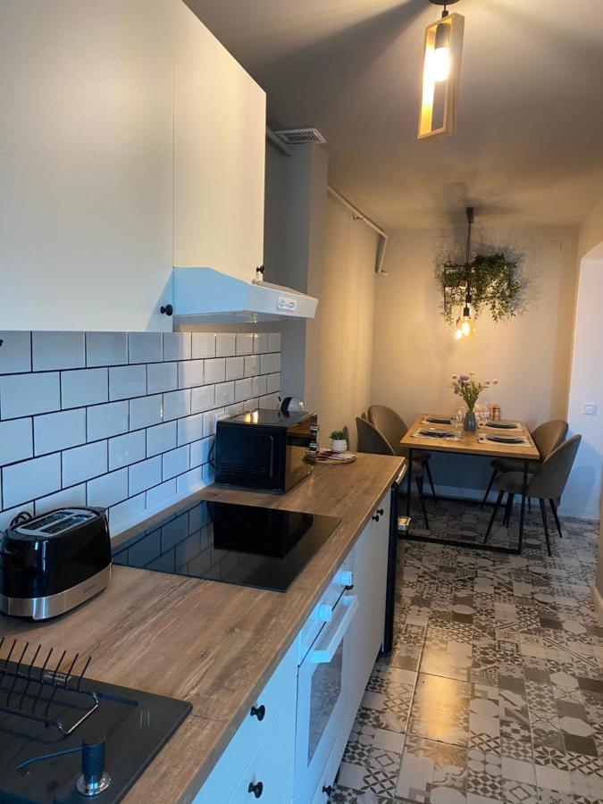 Sarah Home Hunedoara Eksteriør bilde