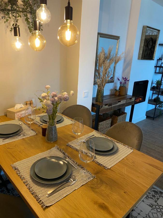 Sarah Home Hunedoara Eksteriør bilde